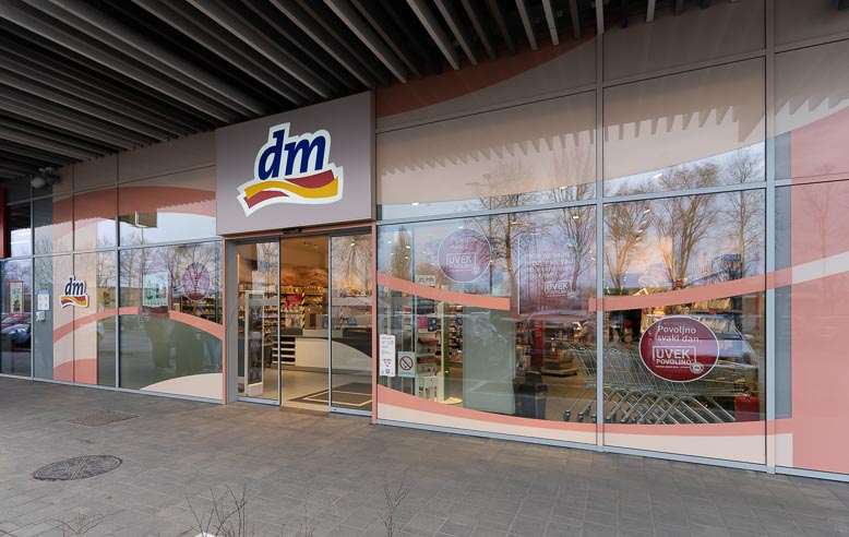 Jövő héten nyit a DM Óbecsén
