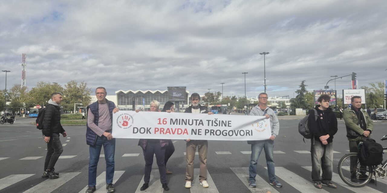 Száz hete emlékeznek az előtető leomlásának áldozatairól