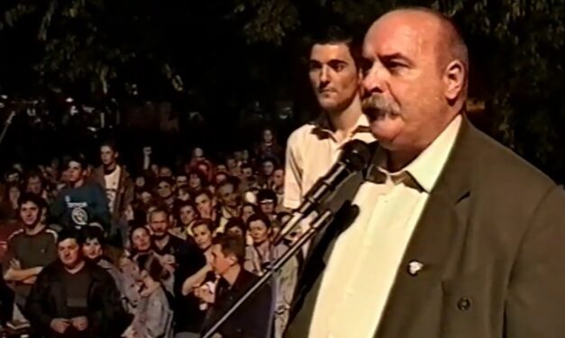 Videófelvételen 2000 forrongó októbere Szabadkán