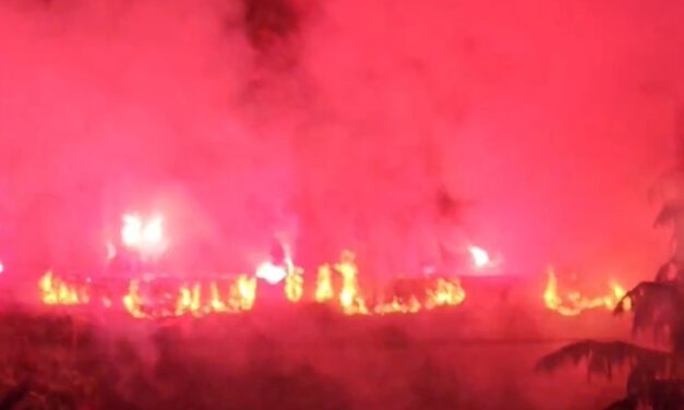 Tűz ütött ki a niši várban a Szerb Haladó Párt rendezvénye közben