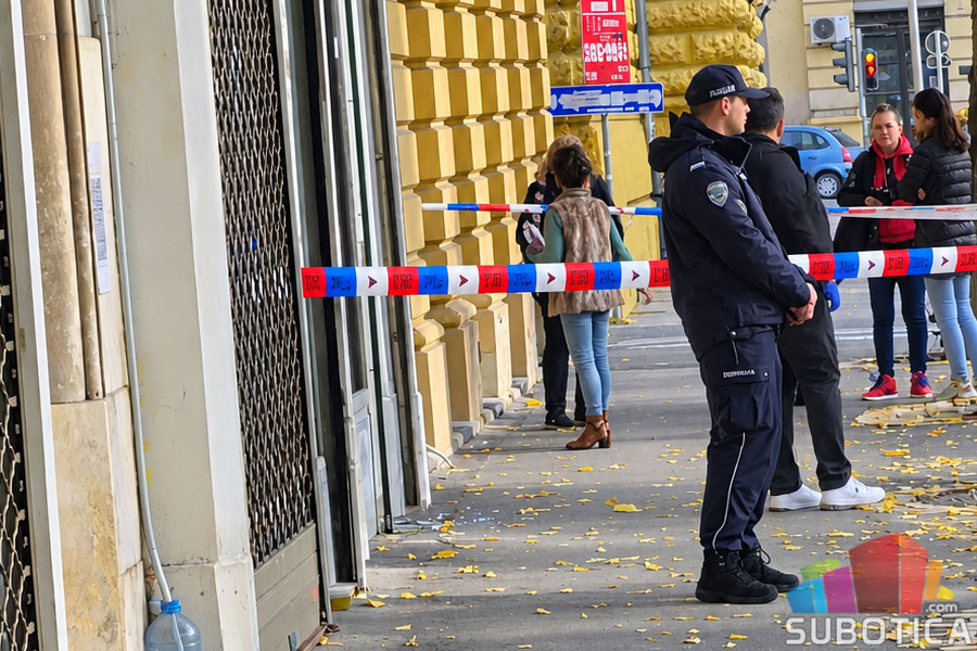 Kiraboltak egy ékszerüzletet Szabadka központjában
