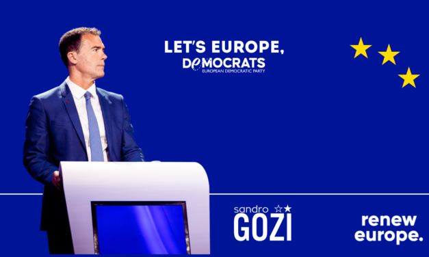 „Vučić úr, talán attól tart, hogy Orbán Viktor sorsára jut?”