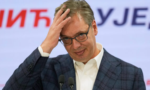 Vučić a Prva TV-ről: „12 órára volt szükségük az átpártoláshoz, minden elismerésem”