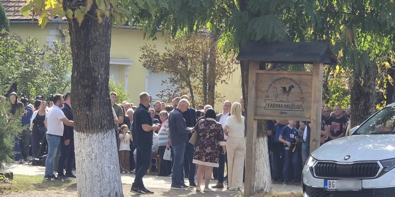 Bácsföldváron járt Vučić, de erről csak a lakájsajtót értesítették